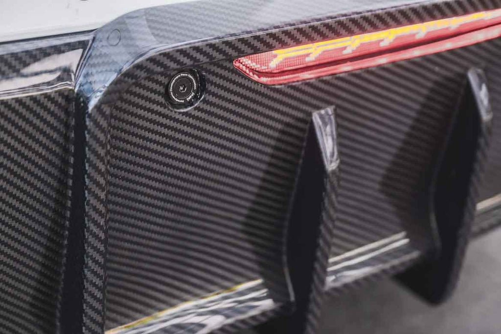 ADRO Tesla Model Y Premium Prepreg Carbon Fiber Side Skirts – DSG  Performance Canada